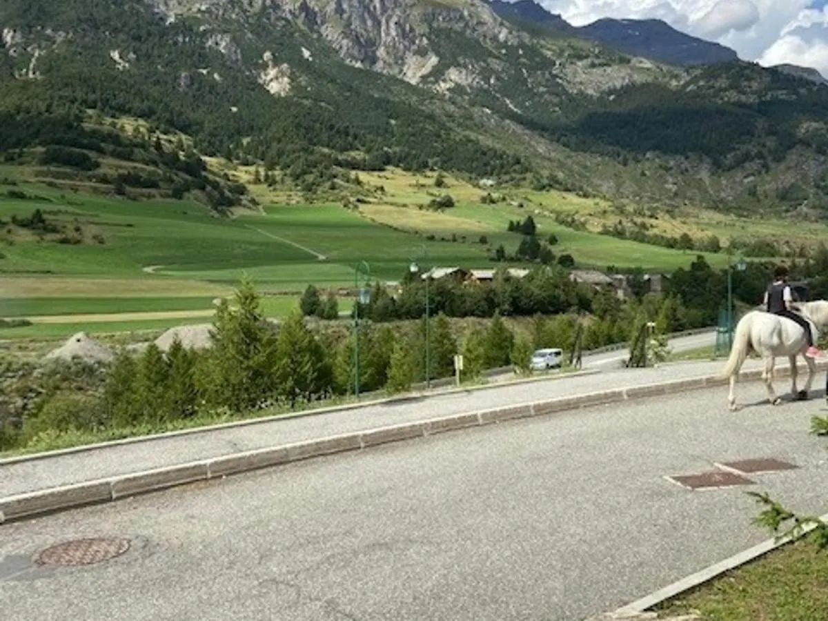 Appartement 6 Personnes Au Pied Des Pistes Avec Piscine A Val Cenis - Fr-1-508-256 Lanslebourg-Mont-Cenis Lejlighed